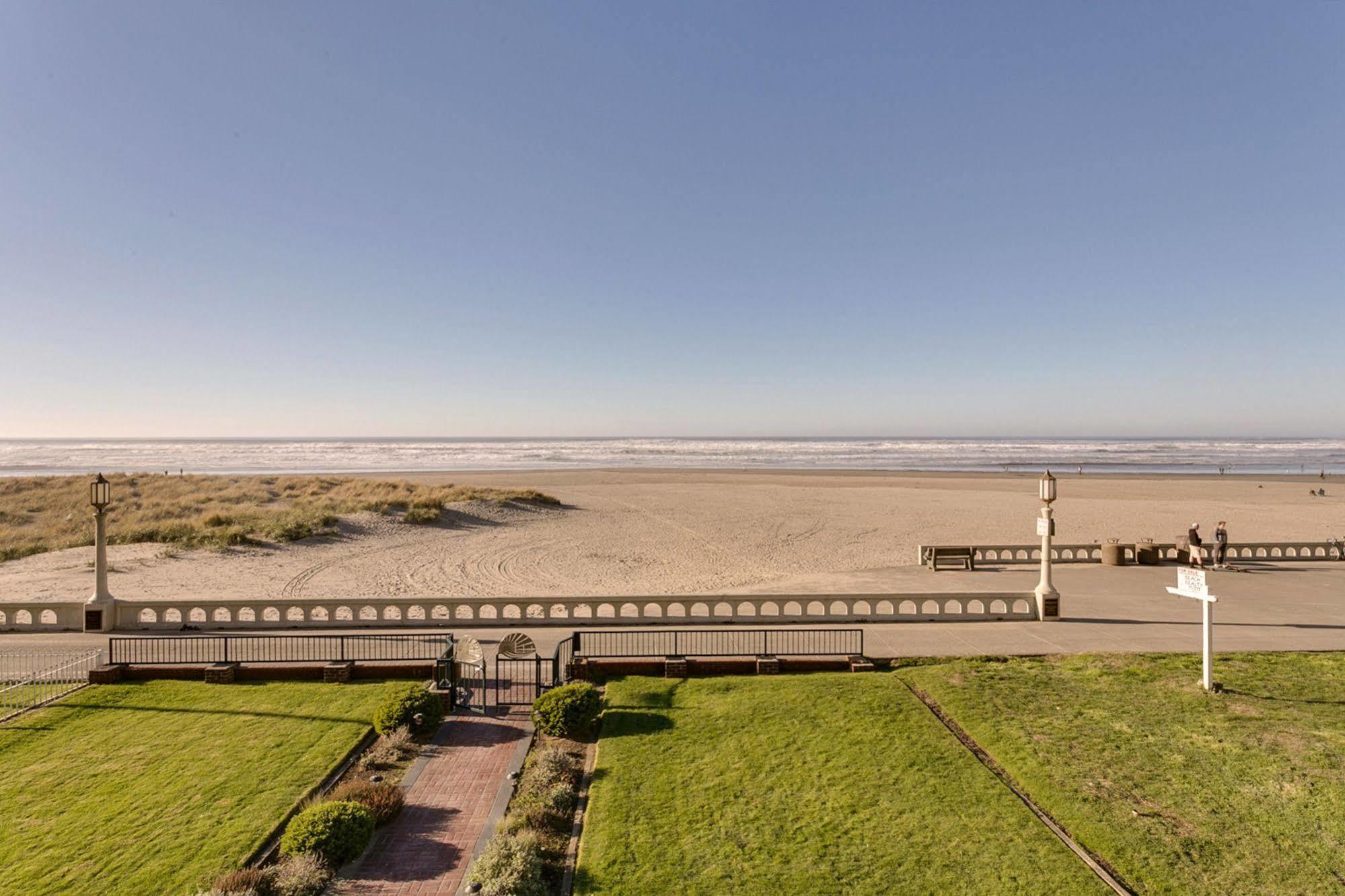 Inn At The Prom Oceanfront Seaside Eksteriør billede
