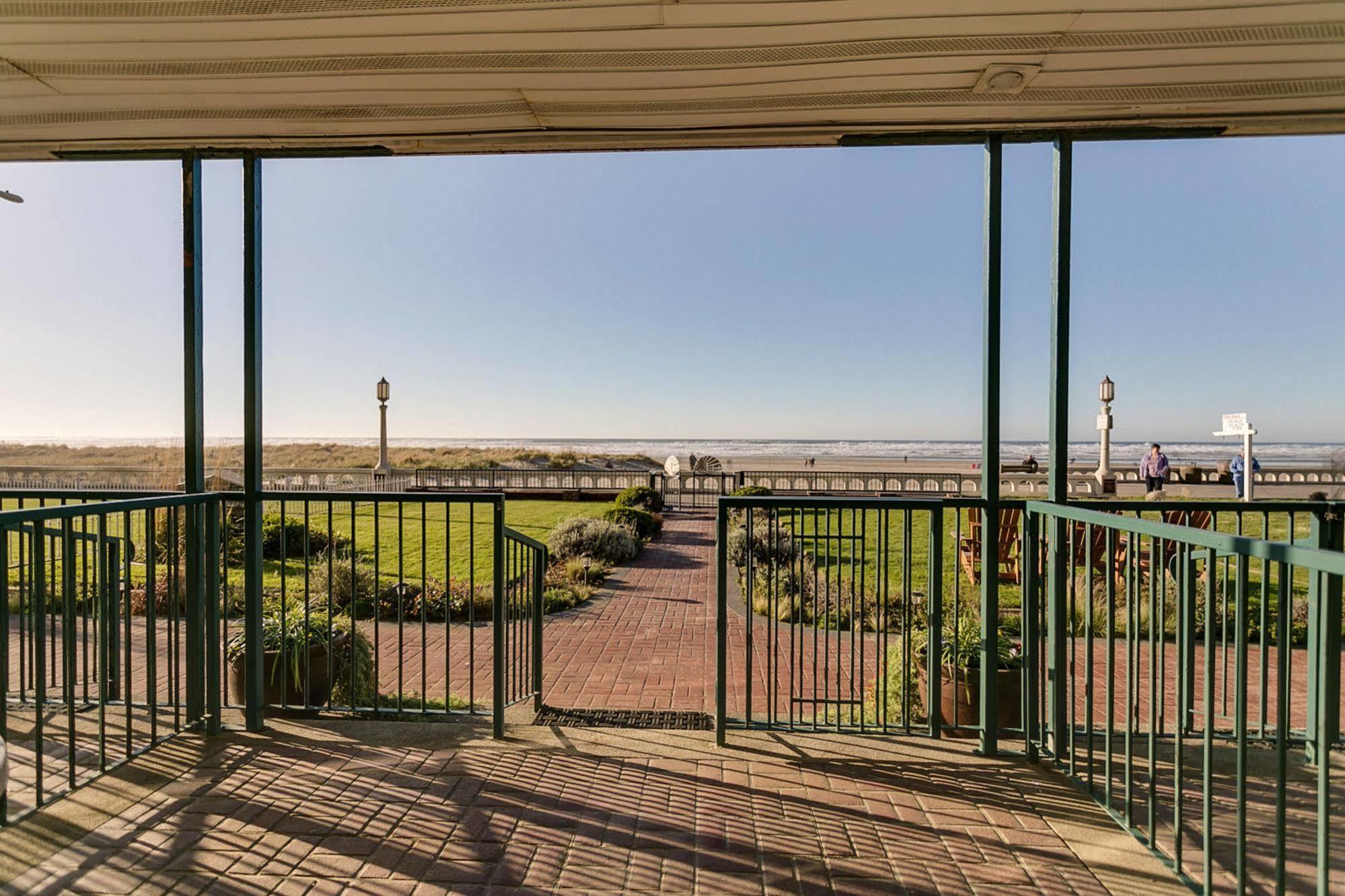 Inn At The Prom Oceanfront Seaside Eksteriør billede