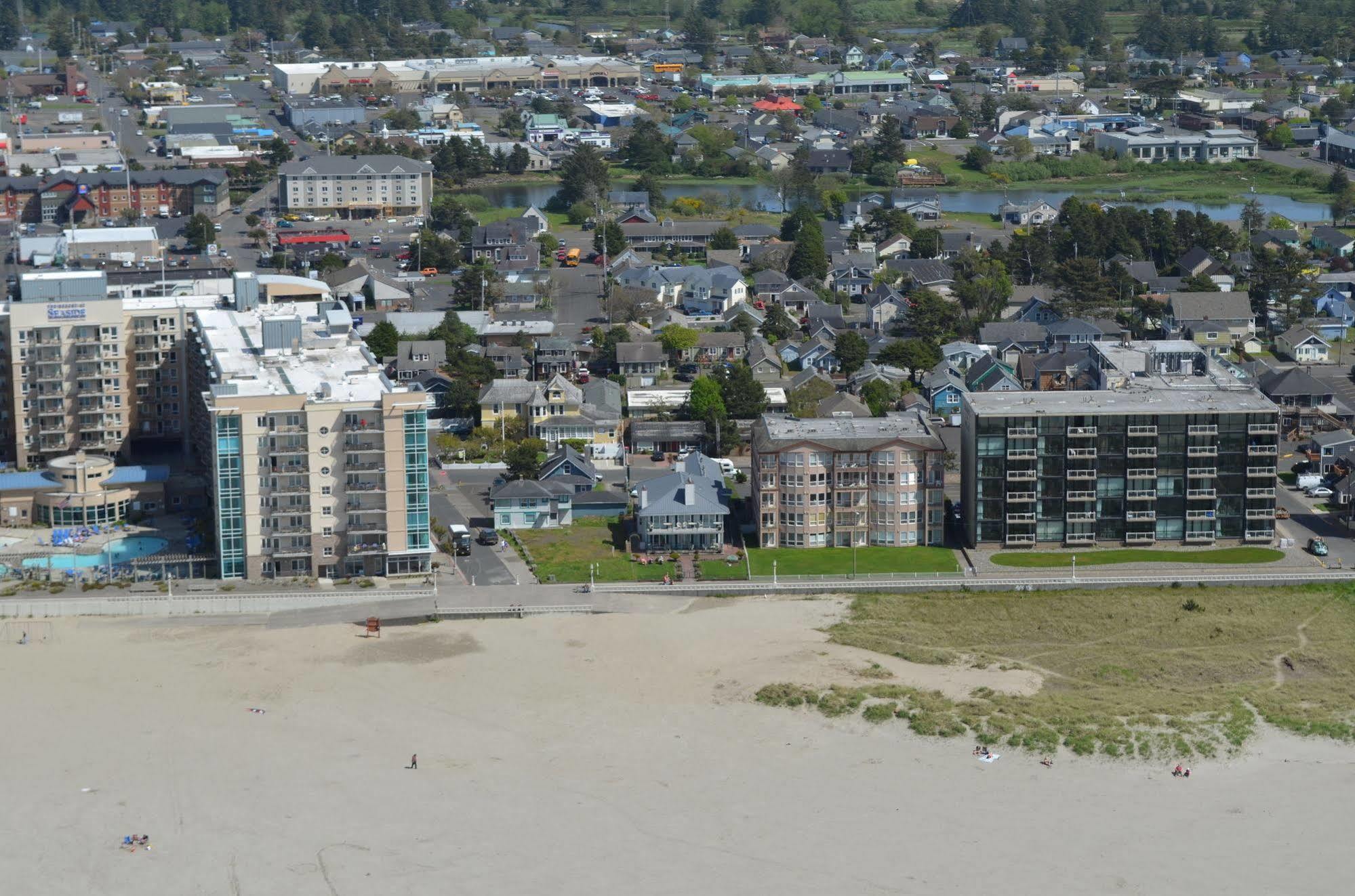 Inn At The Prom Oceanfront Seaside Eksteriør billede